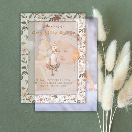 Um Bobo Goose Neutra do primeiro aniversario