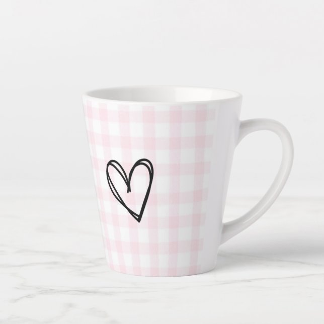 Um cachorro fofo adorando uma caneca latta (Direita)