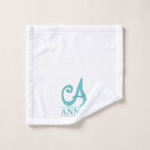 Um Conjunto de Toalhas de Banheiro Monogramadas
