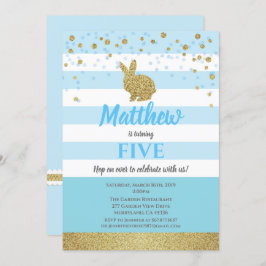 Um convite de aniversário para qualquer idade azul