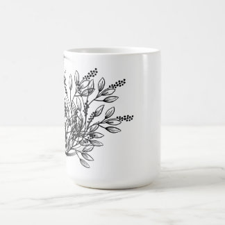 Um desenho floral que torna uma xícara sofisticada