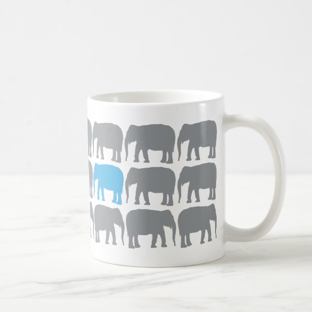 Um Elefante Azul na Caneca Herd (Direita)
