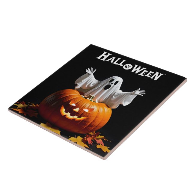 Um fantasma lúdico emerge de uma abóbora esculpida (Lateral)