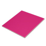 um fundo cor-de-rosa com uma borda negra<br><div class="desc">O design é um grande quadrado azul,  que parece ser um céu claro e claro. A cor do céu é uma cor azul profunda,  dando-lhe uma aparência vibrante e viva.</div>