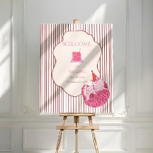 Um Gatinho Rosa Bobo de 1º Aniversário