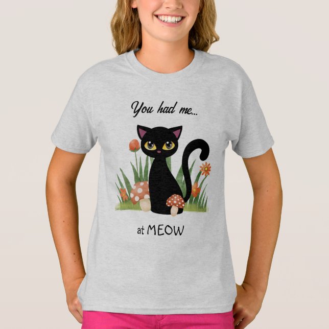Um Gato Negro Bonito Me Teve na Camiseta de Meow (Frente)