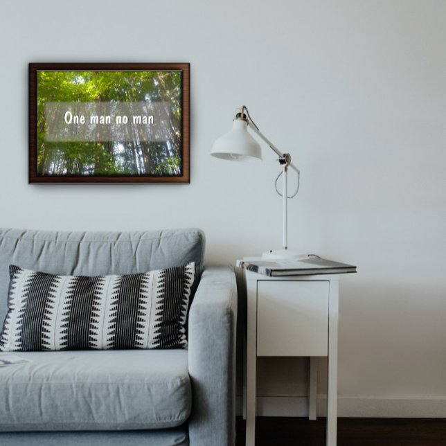 Um homem sem um poster inspirador (Criador carregado)