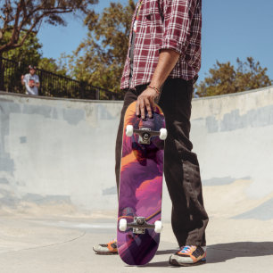 Um macaco fazendo skate