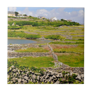 Um muro de pedra irlandês