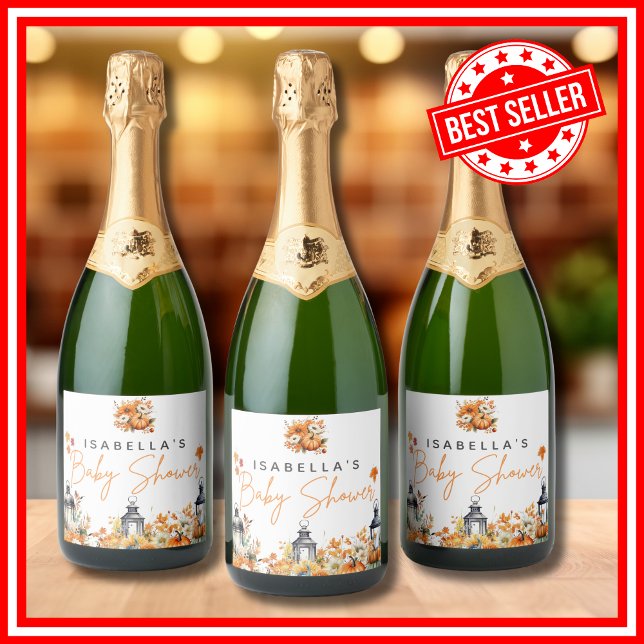 Um Pequeno Chá de fraldas de outono de Abóbora (A Little Pumpkin is on the Way Fall Autumn Floral Baby Shower Sparkling Wine Labels)