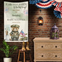 Um Pequeno Chá de fraldas de Urso de Teddy Soldado