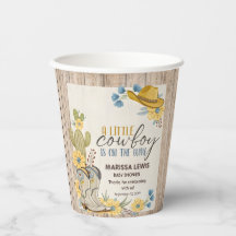 Um Pequeno Cowboy Está A Caminho De Amarelo Amarel