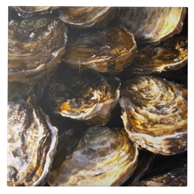 Um prato de ostras. (Frente)