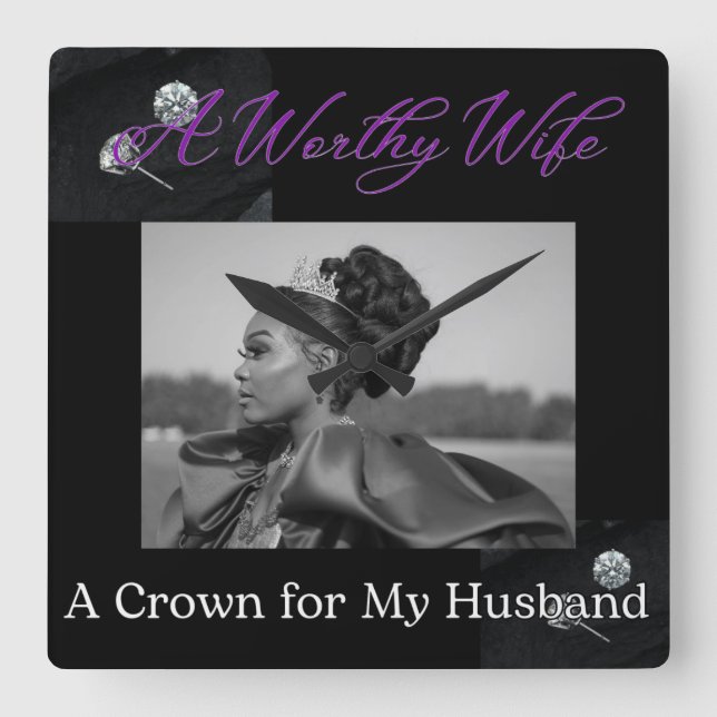 Um Relógio Preto de Parede Preto, Praça da Esposa, (Frente)