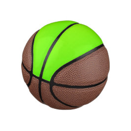 Uma bola de basquete com painéis verde néon brilha