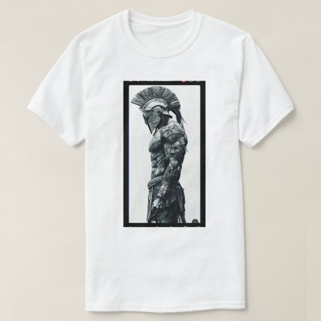 Uma camiseta gola canoa masculino simples  (Frente do Design)