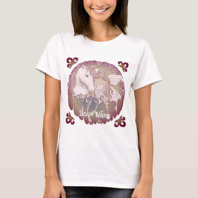 Uma camiseta retrô de fada e unicórnio (Frente)