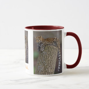 Uma caneca da cauda de um leopardo