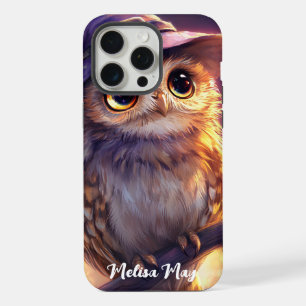 Uma Coruja Fofa Usando um Chapéu de Bruxa