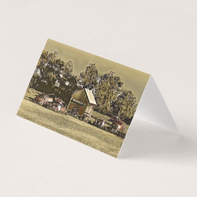 Uma fila de jalopias na grama. (Frente)