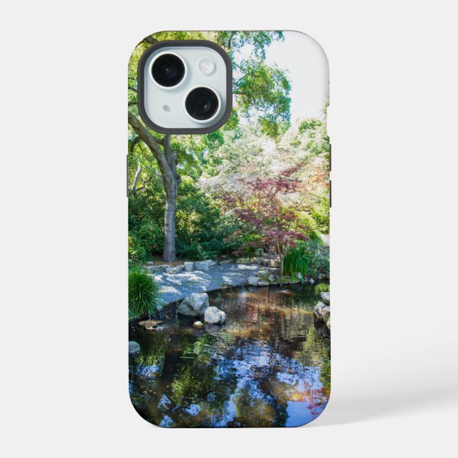 uma lagoa rippling no jardim de Descanso (Verso)