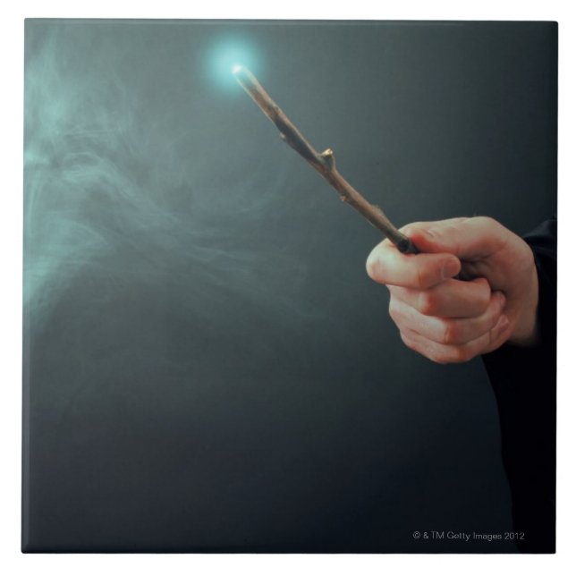 Uma mágica do fazer do feiticeiro da fantasia com (Frente)