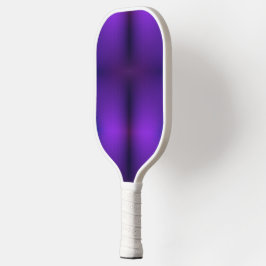 Uma raquete de pickleball com cabo branco