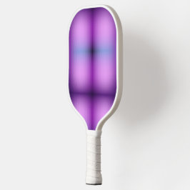 Uma raquete de pickleball com um gradiente roxo vi
