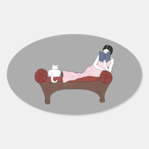 Uma senhora, um gato e etiquetas muito boas do