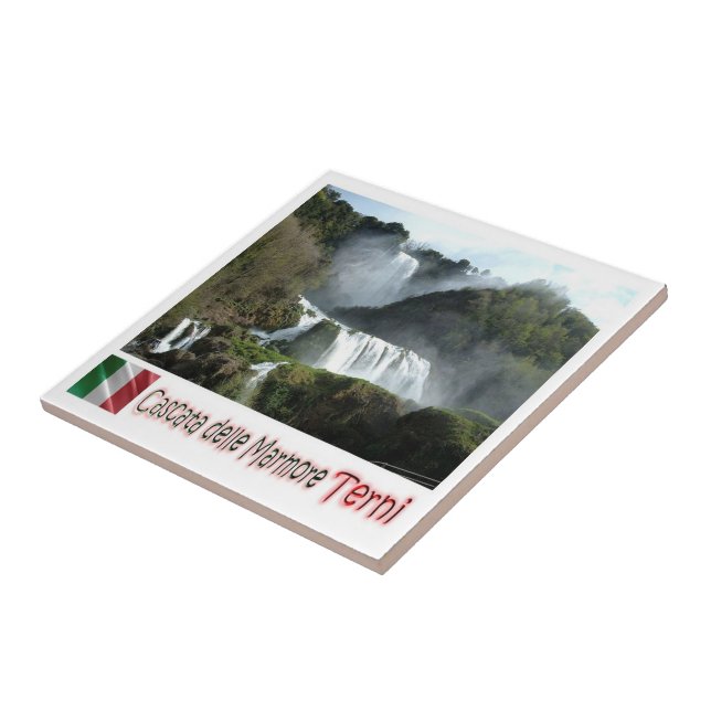 UMB009 TERNI, Marmore Falls, Umbria, Itália, (Lateral)