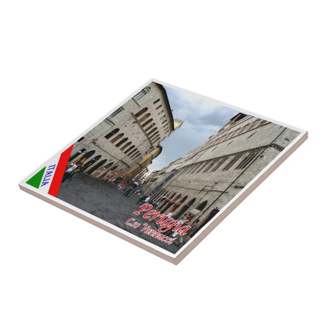 UMB016 PERUGIA, Corso Vannucci, Úmbria (Lateral)