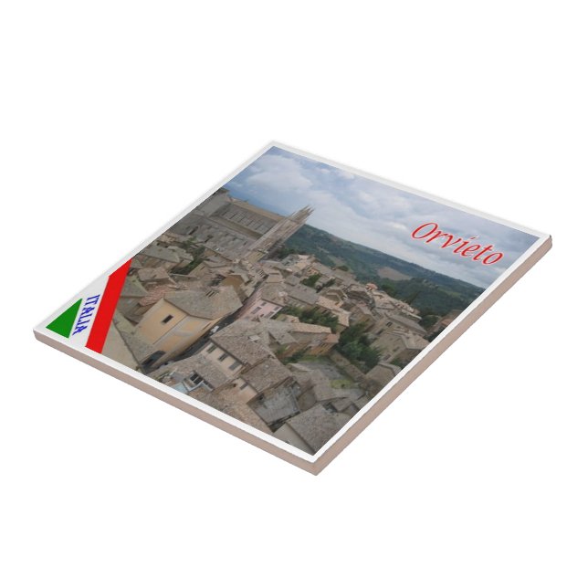 UMB018 ORVIETO, Úmbria, Itália, (Lateral)