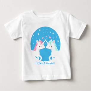 Unicórnio em camisa amorosa personalizável
