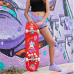 Unicórnio no skate com legendas personalizadas<br><div class="desc">CLIQUE EM PERSONALIZAR OPÇÃO DE MODELO DO Unicorn Personalizado no Skateboard E DIGITE O NOME. você também pode personalizar outras legendas. Legal skate projetado com cores vivas e para o fundo e um unicórnio funky andando de skate. Este skate faz uma ideia de presente de excelente para um amante de...</div>