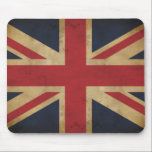 Union Jack tradicional velho Mousepad<br><div class="desc">Um design gráfico ilustrado de uma bandeira velha de Union Jack no apropriado tradicional do vermelho, o branco e o azul para todos os produtos do zazzle. O grande design para mostras do talento, partidos de rua, convites, grande comida britânica, equipe GB adiciona sua própria palavras ou frase</div>