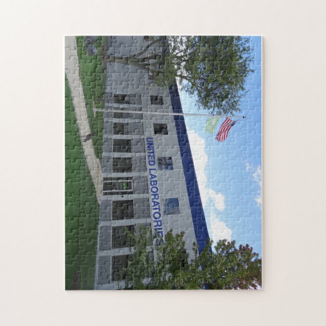 United Laboratories Home Office Quebra-cabeça (Vertical)