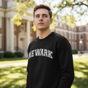 Universidade NEWARK, Escola Americana de Suéter
