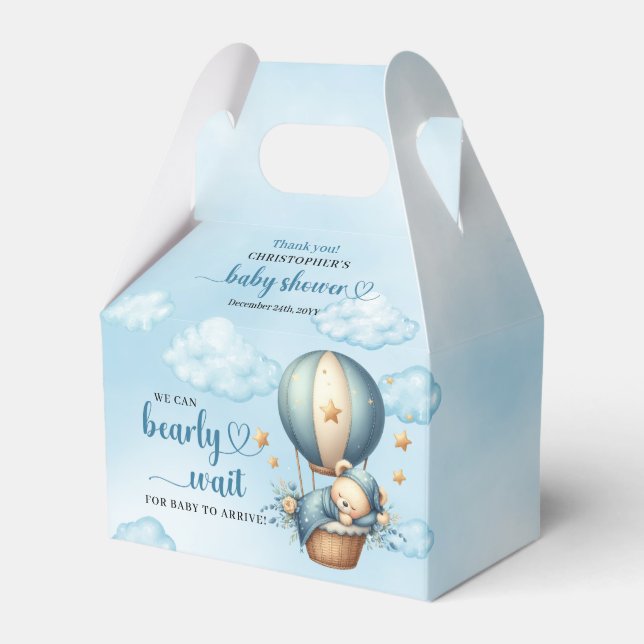 Ursinho de pelúcia dormindo em caixas de favelados (Frente)