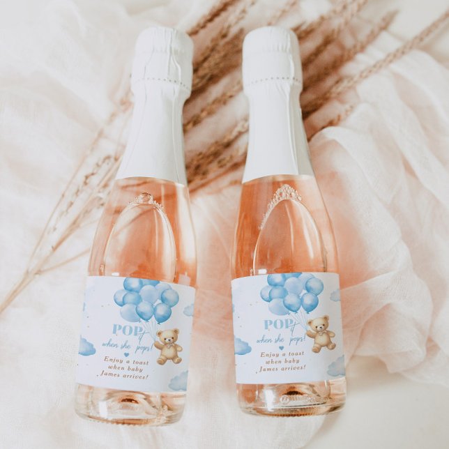 Urso azul com chá de fraldas de balões (Criador carregado)