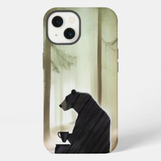 Urso Bebendo Café na Floresta