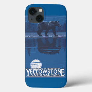 Urso no luar - parque nacional de Yellowstone