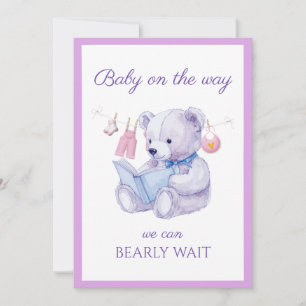 Urso Personalizado lendo um Convite para Chá de fr