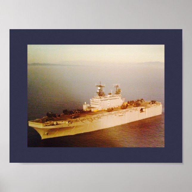 USO Peleliu LHA-5 poster (Frente)