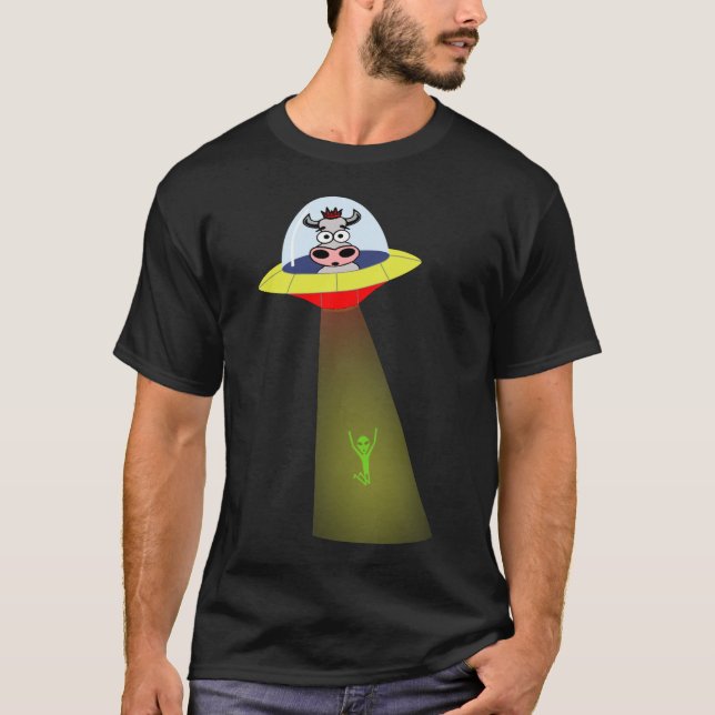 Vaca do UFO contra a camisa estrangeira (Frente)