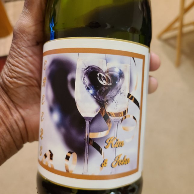 Vamos Faz Um Brinde! Saúde! (You can customize these labels to fit your special needs.)