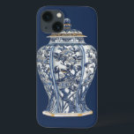 Vase de Porcelana Azul e Branco pelo Vision Studio<br><div class="desc">Um vaso de porcelana azul e branco,  cor-de-rosa,  revestido de designs florais complexos. Uma criação do Vision Studio,  esta peça incrível pareceria excelente na sua parede. Pegue o seu hoje!</div>