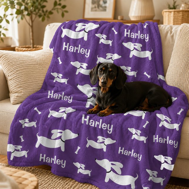 Velo Cobertor de Dachshund Roxo Personalizado para Mães (wiener dog blanket - purple personalized with your wiener dog's name)