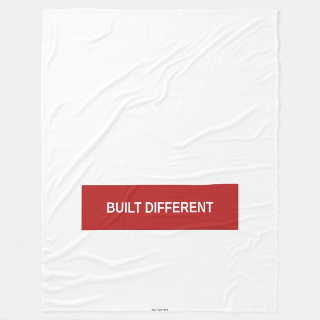 Velo Cobertor de Fleece BUILT DIFFERENT — Cobertor Caix (Frente)