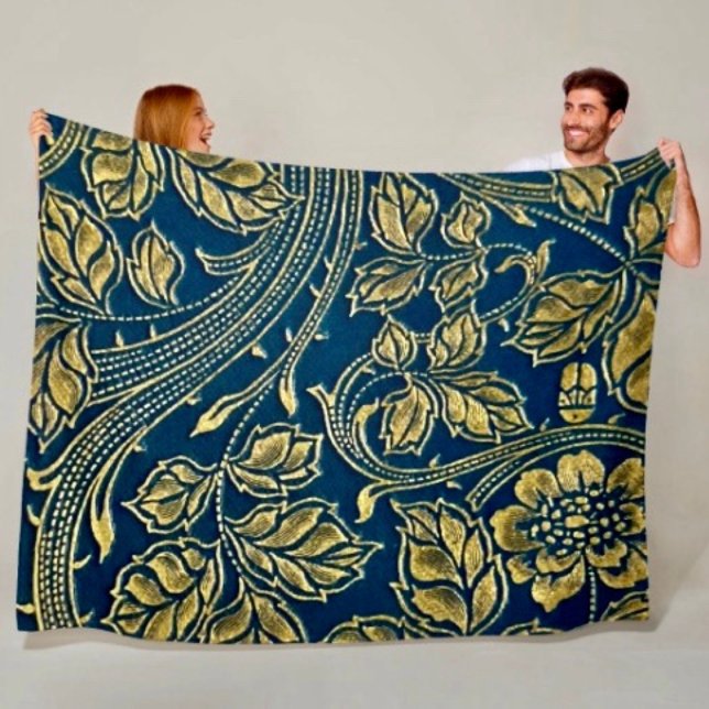 Velo Elegância Flor de Ouro - Cobertor de Fleece (Throw Blanket Dimensions: 54"l x 38"w Material: 100% polyester; soft touch. 
)