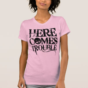 Vem aqui a camisa do problema